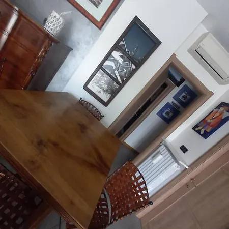 La Casa Dell'artista Apartment *